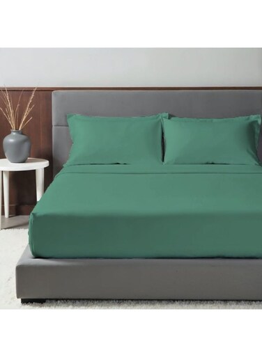 HOME Kids 120x200 Solid Fitted Sheet in Dark Green - Soft Cotton, Elastic Bed Sheet For Kids, Ideal For Single Beds - Durable &amp; Stylish Bedding