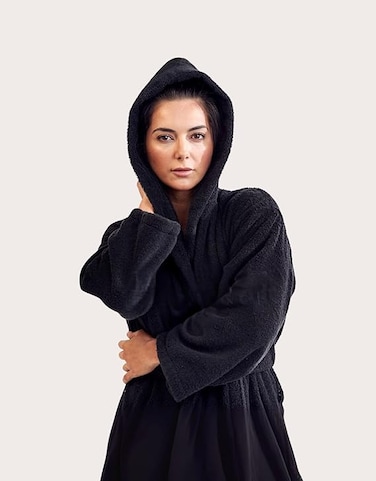 1CHASE Unisex Hooded Bathrobe Black (L/XL) &ndash; Premium Cotton, Plush And Absorbent Robe for Adults, Black Spa And Hotel Style