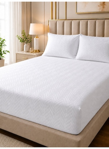 3-Piece Printed Microfiber Fitted Bedsheet Set Queen Size with 2 Pillow Covers, Chevron Print, Deep Pocket, Breathable &amp; Fade Resistant