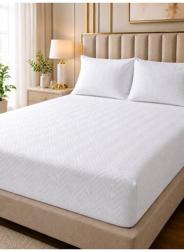 3-Piece Printed Microfiber Fitted Bedsheet Set King Size with 2 Pillow Covers, Chevron Print, Deep Pocket, Breathable &amp; Fade Resistant