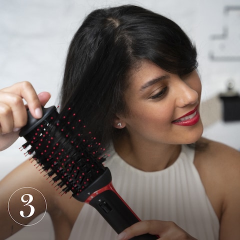 Revlon One Step Blow Dry Multi Styler, Root-Drying Concentrator, 360&deg; Vented Airflow Curler, Unique Oval Shape Brush, One-Step Technology, Variety of Hair Styles - RVDR 5333