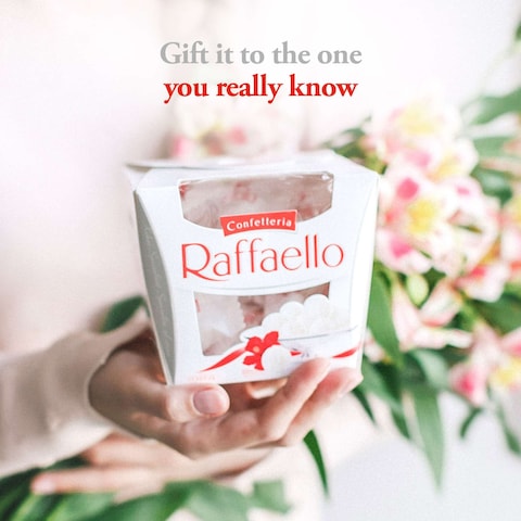 Raffaello Coconut &amp; Almond Treat, Multi Pack 3 Pralines 30g