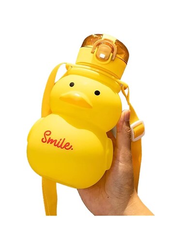 Little Yellow Duck Cup 650ml, a lovely cup for children, teenagers and students, is not only suitable for schools and sports grounds, but also a necessary item for travel and camping.