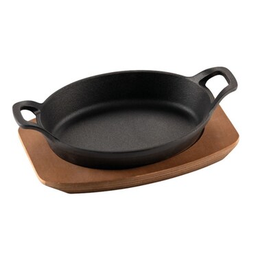 Ilsa Mini oval enamelled cast iron pan with wooden tray 22x16 cm