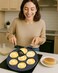 Non-Stick 7-Shape Frying Pan for Induction &amp; Gas &ndash; Aluminium Omelet, Crepes, Eggs &amp; Burger Pan with Comfort Grip Handle (29 x 26.5 cm)