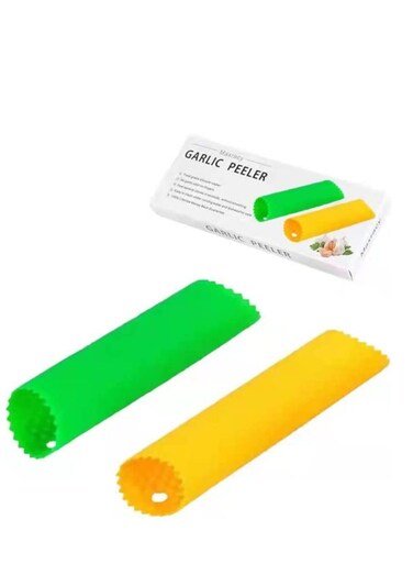 and smile 2 Set Peeler Silicone Easy Roll Tube Useful Garlic Odorfree Kitchen Tool Yellow and Green
