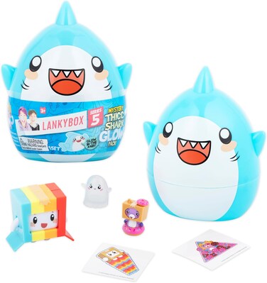 مجموعة لانكي بوكس ​​الغامضة من أسماك القرش الضخمة المتوهجة، تحتوي على 5 ألعاب مثيرة لاكتشافها بالداخل، منتج مرخص رسميًا من ميرش