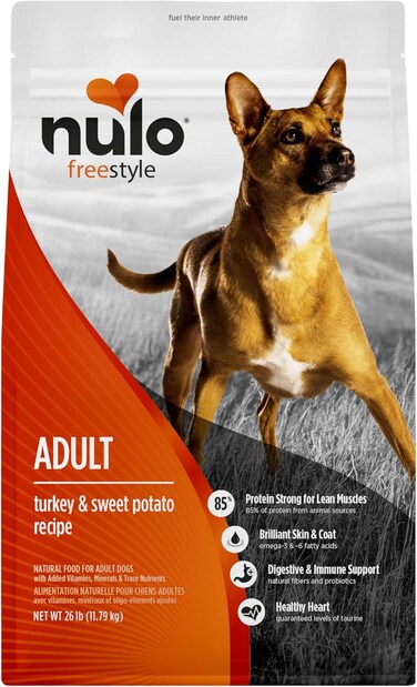 طعام كلاب فري ستايل للبالغين من نولو، طعام كلاب صغير وجاف وطبيعي بالكامل وخالي من الحبوب، مع بروبيوتيك BC30 للهضم الصحي، وبروتين عالي من الحيوانات بدون بدائل دجاج او بيض