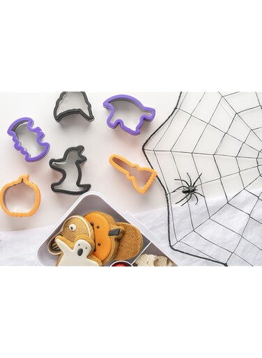 Citron Set of 6 Haloween Cutters, pumpkin, bat, black cat, broom, ghost, hat