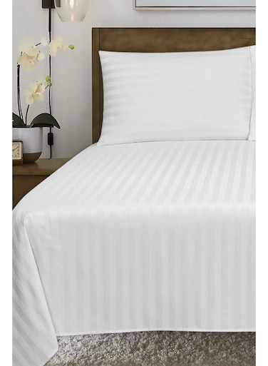Plush Polyester Single Size Bedsheet Stripes - 160 x 240 Cm Luxurious Comfort for Single Bed