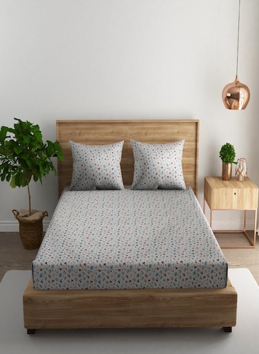 3-Piece 180 TC Printed Cotton Bedsheet Set Queen Size &acirc;&euro;&ldquo; Premium Collection with 2 pillow cases