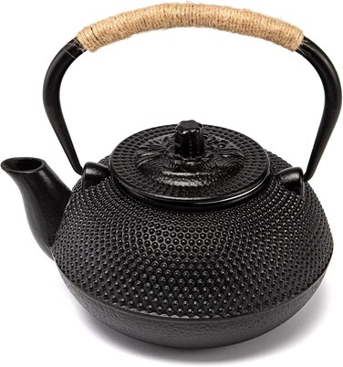Japanese Cast Iron Teapot Tea Kettle pot with Stainless Steel Infuser for Stovetop Safe Coated with Enameled Interior 600 ML