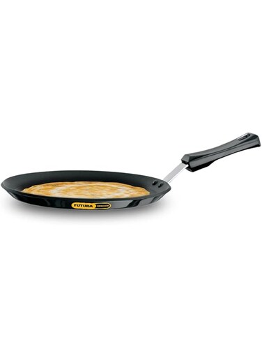 Hawkins Futura 26 cm Flat Tava, Non Stick Tawa with Plastic Handle, Tawa with Rim, Pancake Pan, Flat Pan, Black (NFT26P)