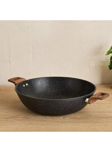 Box Shallow Pan - Black with Wooden Handle