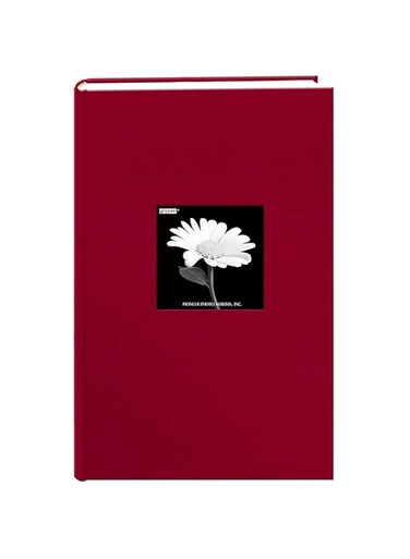 Pioneer Photo Albums Fabric Frame Cover 300 Pockets Hold 4x6 s, Apple Red