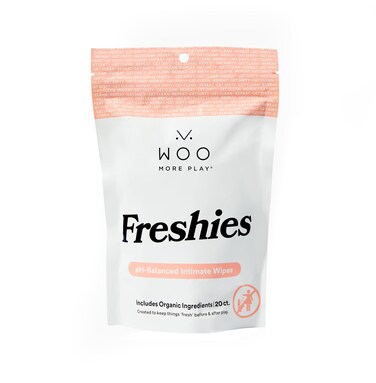 Woo More Play Freshies: All-Natural Feminine Intimacy Towelette Wipes with Coconut Water and Aloe Vera, Promotes Feminine Health &amp; Helps Alleviate Irritation - Vegan and Cruelty Free, 20ct