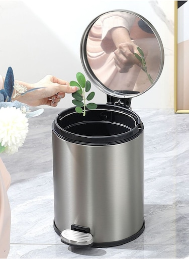 Trash Can Stainless Steel Kitchen Step Trash Can 8L Kitchen Waste Bin Garbage Can Step Pedal Bathroom Trash Can with Foot Pedal Slim Wastebasket Trash Bin for Toilet, Office, Bedroom, Bathroom