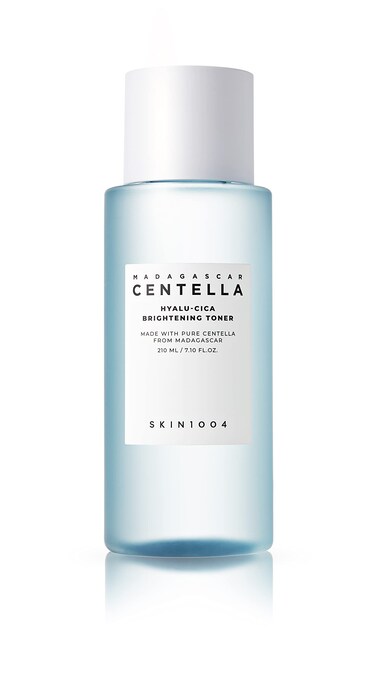 SKIN1004Hyalu-CICA Brightening Toner 7.10 fl.oz(210ml), Hyaluronic Acid CICA Niacinamide, Hydrating and Refreshing Multi-Care Solutions