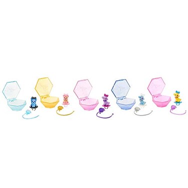 Barbie Color Reveal Pet Set In Diamond-Shaped Case With 5 Surprises Gtt10