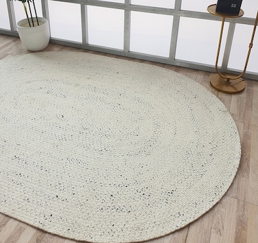 Ramsha Handmade 160x230 cm bleach color Oval Shaped Wool Floor Braided Rug - BR 047
