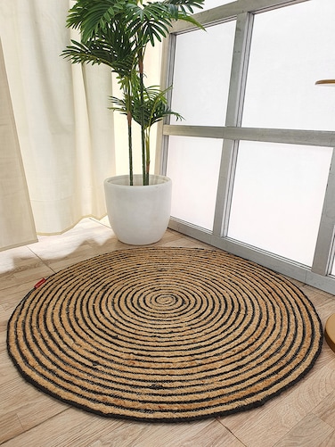 Ramsha Handmade Area Rug Natural &amp; Black Color 200 CM Braided Jute Round Rug - BR 004