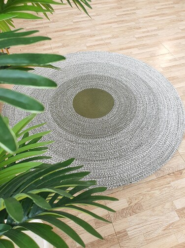 Handmade Ramsha round shaped 120 cm dark Green &amp; White Cotton Braided Rug - BR 079