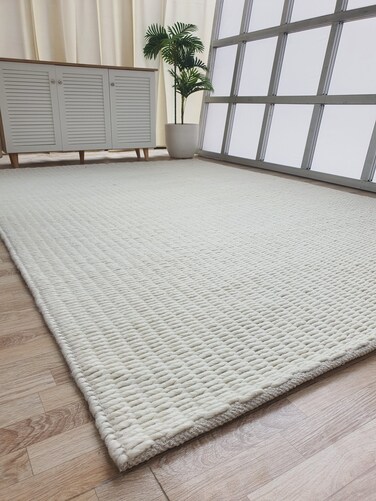Ramsha Handmade 200x300cm White Color Home Decor Woven Rug - SRN 030