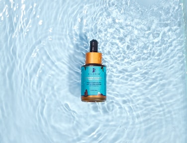 PILGRIM Retinol &amp; Hyaluronic Acid Lift &amp; Firm Serum 30 ml