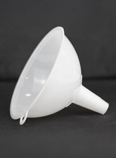 Essential Kitchenware Durable Plastic Funnel, 9.5cm Wide Mouth, Multi-Purpose for Liquids, Powders, and Grains, White