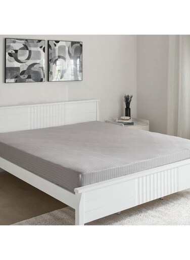 Box Hamilton Satin Stripe King Fitted Sheet 200 x 36 x 180 cm
