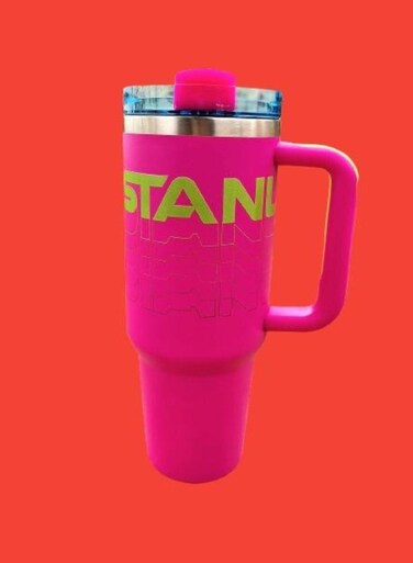 Reverb Original 40oz Insulated Stainless Steel Travel Mug &acirc;&euro;&ldquo; Spacious Tumbler with Reusable Straw and Spill-Proof Lid, Keeps Drinks Hot or Cold for Hours, Ideal for Travel, Office, Gym, and Daily Hydration in Hot Magenta