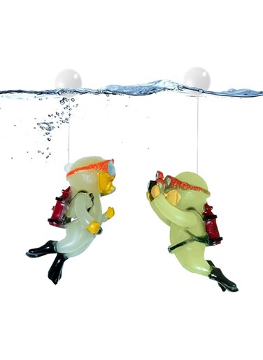 WOLMIK 2Pcs Fish Tank Decorations, Mini Diver Aquarium Decorations, Cute Floating Divers Ornaments, Luminous Fish Tank Decor for Home Office Aquarium Accessories