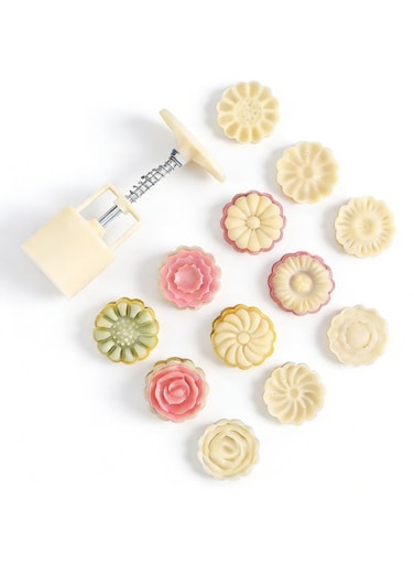 Press Mid-Autumn Festival Hand-Pressure Moon Cake Mould with 6 Pcs Mode Pattern for 1 Sets