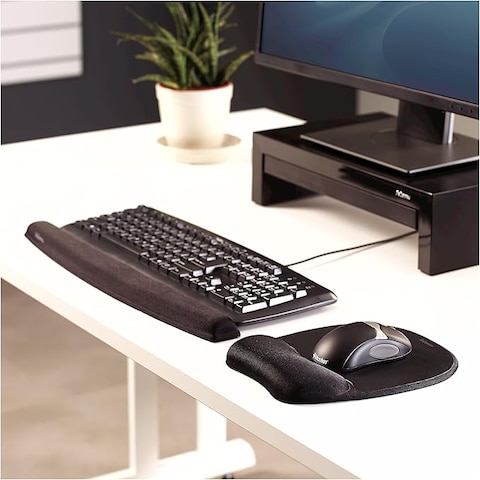 Fellowes Memory Foam Mouse Pad/Wrist Rest, Black