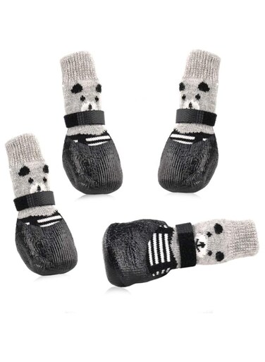 MAKINGTEC Dog Shoes, 2 Pair Pet Shoes for Dogs Cats Socks, Anti-Slip Sole Adjustable Dog Cat Paw Socks Fit for Indoor Outdoor Wear (Black, Medium)