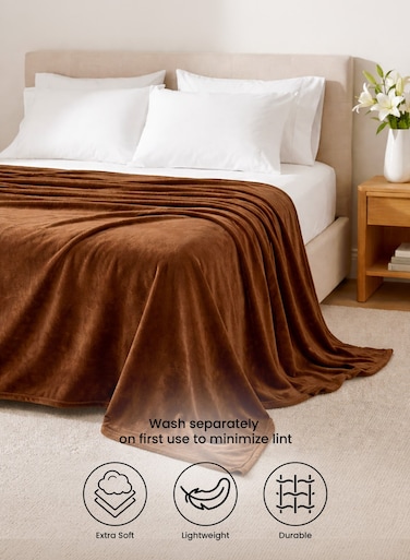 LIFE Double Solid Flannel Fleece Blanket &acirc;&euro;&ldquo; Ultra Soft Polyester Double Bed Blanket, Machine Washable