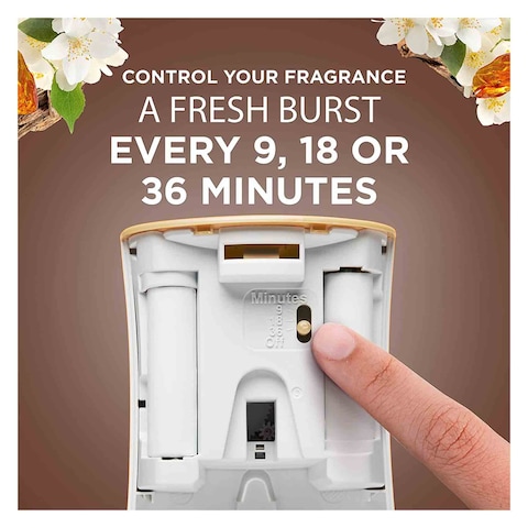 Glade Automatic Spray Holder With Elegant Amber And Oud Refill 269ml