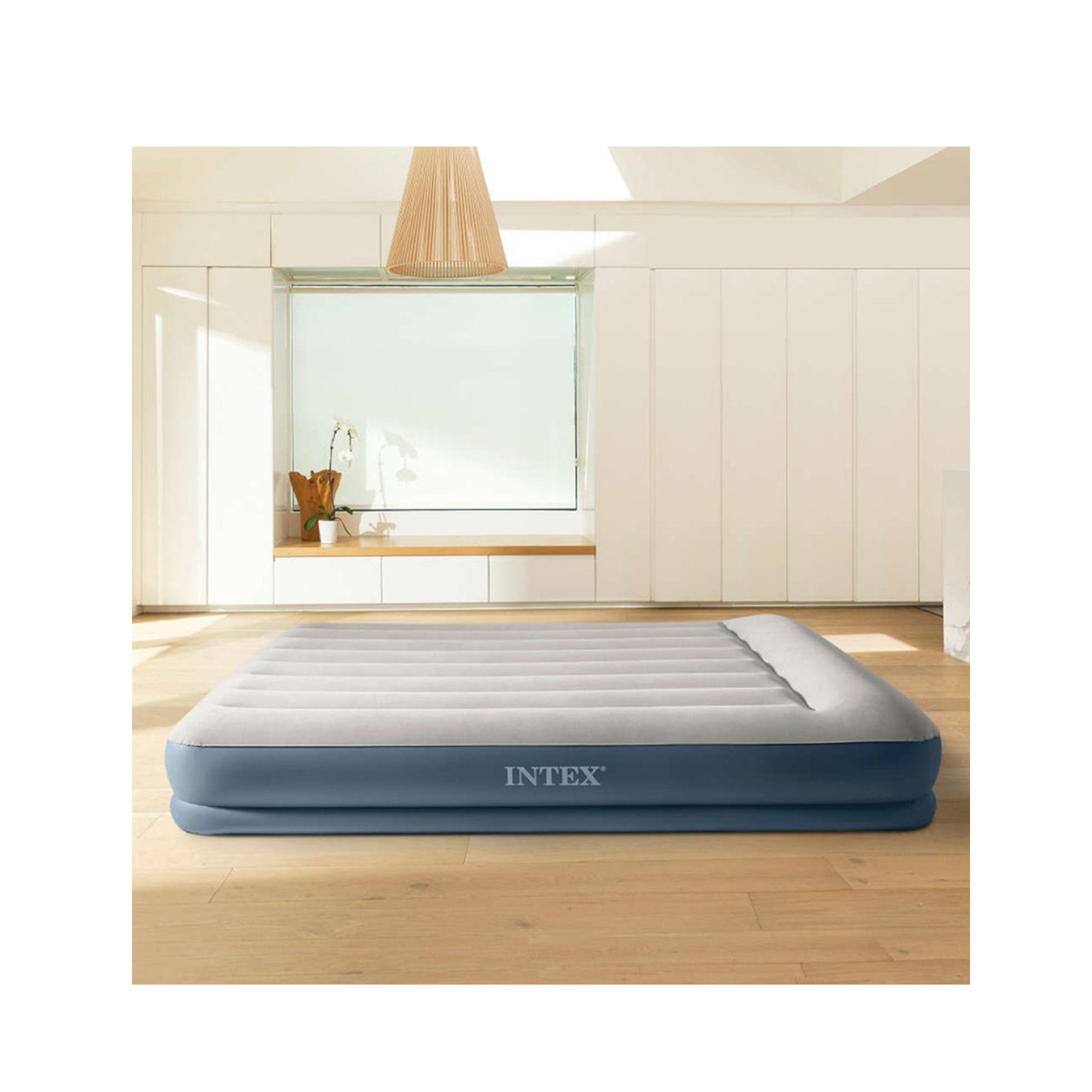 Intex Single Size Inflatable Mattress With Integrated Electric Pump