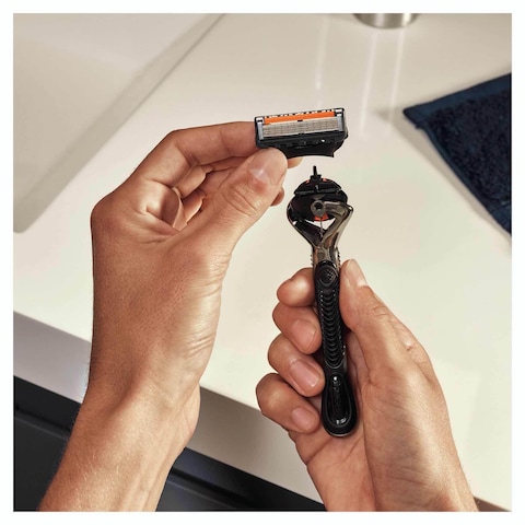 Gillette Proglide 5 Razor With 2 Blades Black 3 PCS