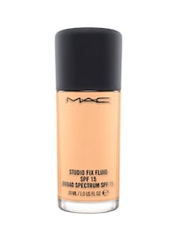 M.A.C Studio Fix Fluid Foundation SPF15 NC25