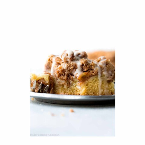 Apple Crumble Cake