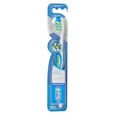 Oral-B Pro Expert Extra Clean Toothbrush - Size 40 - Soft