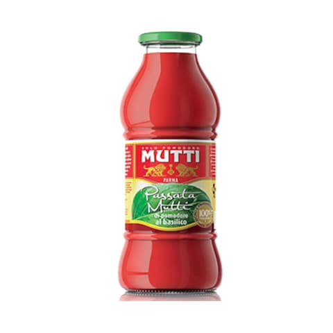 Mutti Passata With Basil Sauce 700GR