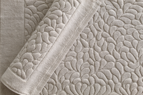 Water Drops Luxury Bath Mat - 50 x 76 cm - 1000 GSM
