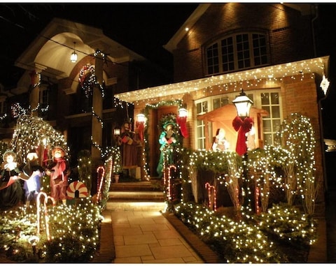 Solar String Lights 12M 100LED 8 Modes Solar Powered Lights for Home,Gardens, Patios,weddings and Parties (Warm White)