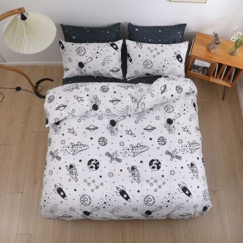 Luna Home Single size 4 pieces, without filler, white with black space print.