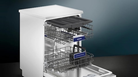 Siemens iQ300 Free-Standing Dishwasher 60 cm White, SN23HW65MM