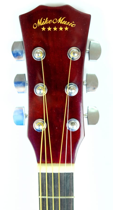 Mike Music 40Inch Acoustic Guitar With Bag And Strap And Extra Strings And Capo And Guitar Picks (40 Inch Glossy, Sunburst)