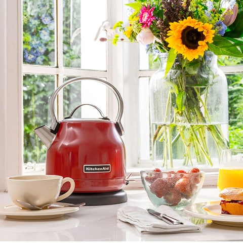 KitchenAid 1.25L Kettle 5KEK1222BER (Empire Red)