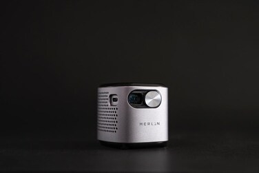 Buy Merlin Cube Mini HD Projector Online | Carrefour UAE